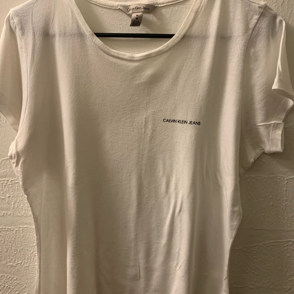 Calvin Klein Tee Shirt